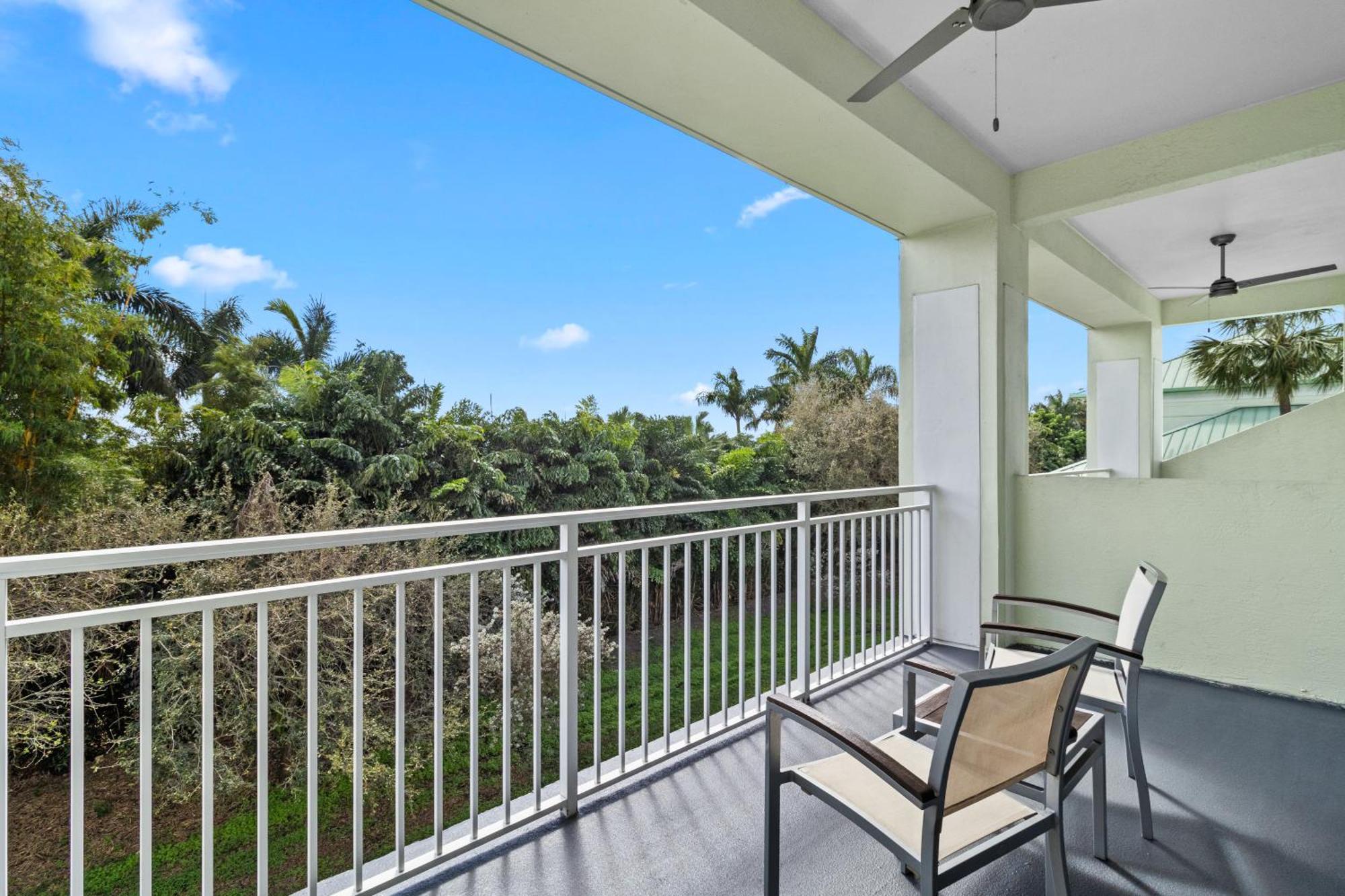 Готель Provident Doral At The Blue Екстер'єр фото