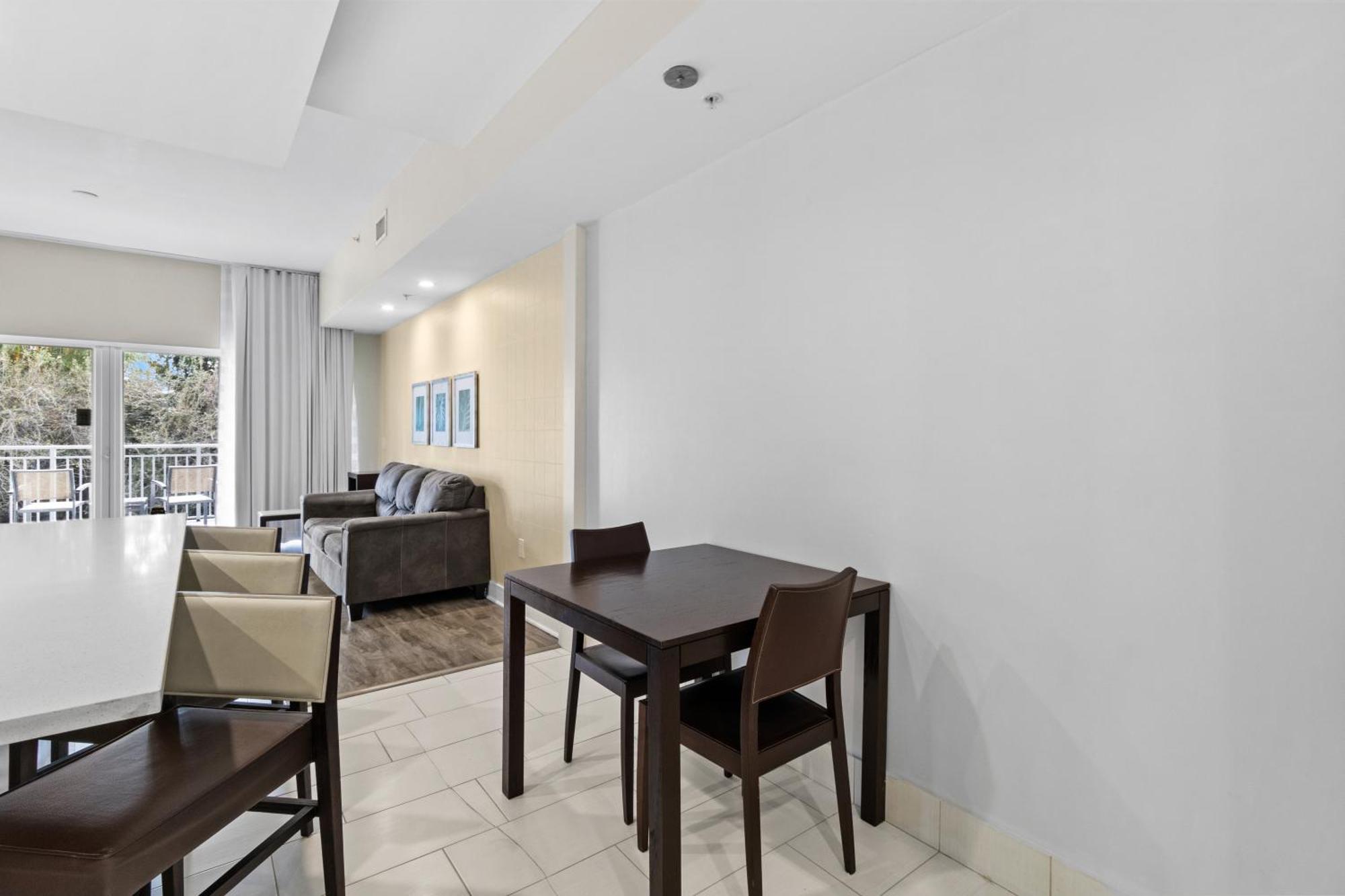 Готель Provident Doral At The Blue Екстер'єр фото