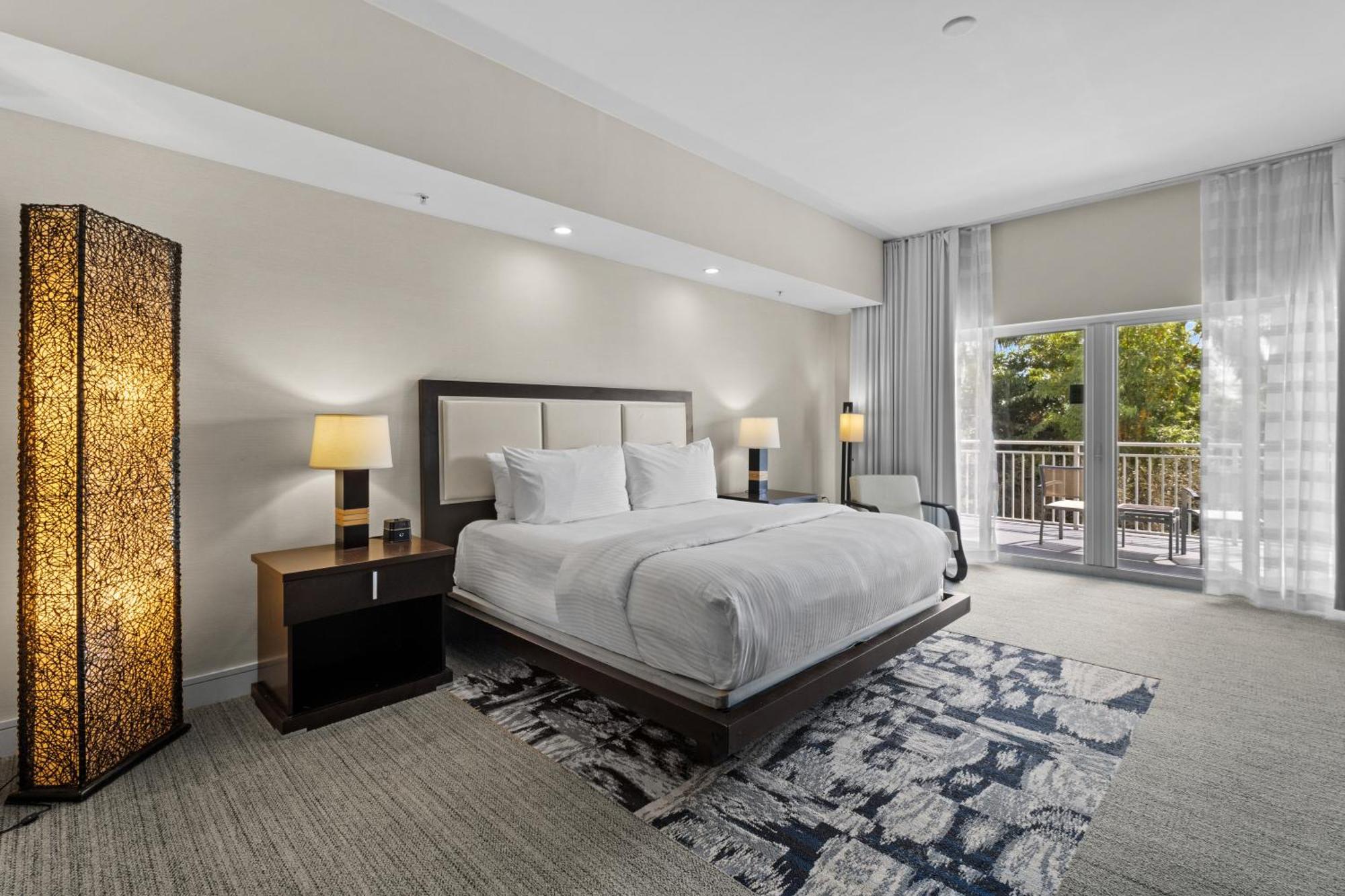 Готель Provident Doral At The Blue Екстер'єр фото