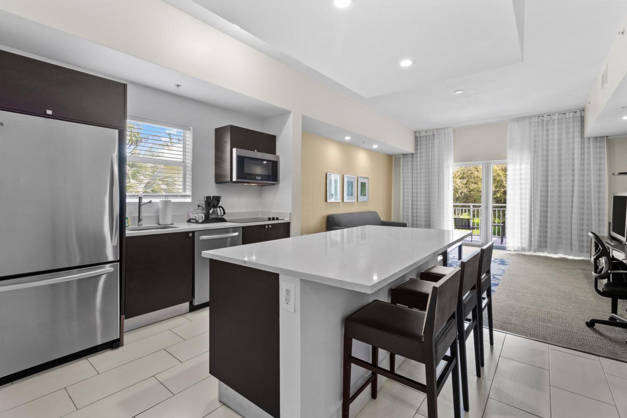 Готель Provident Doral At The Blue Екстер'єр фото