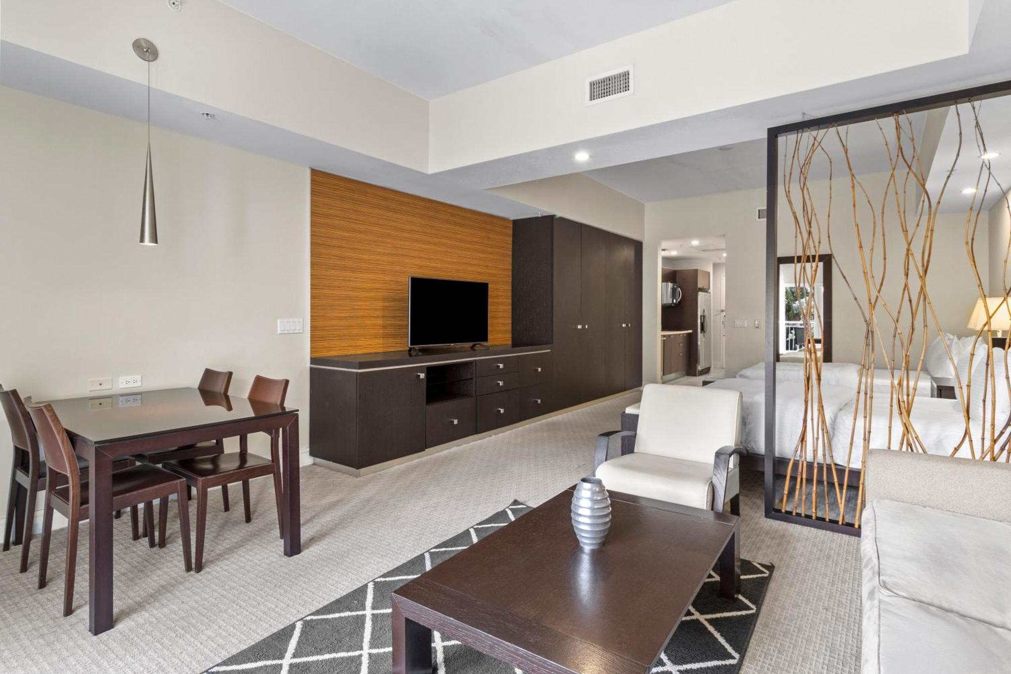 Готель Provident Doral At The Blue Екстер'єр фото