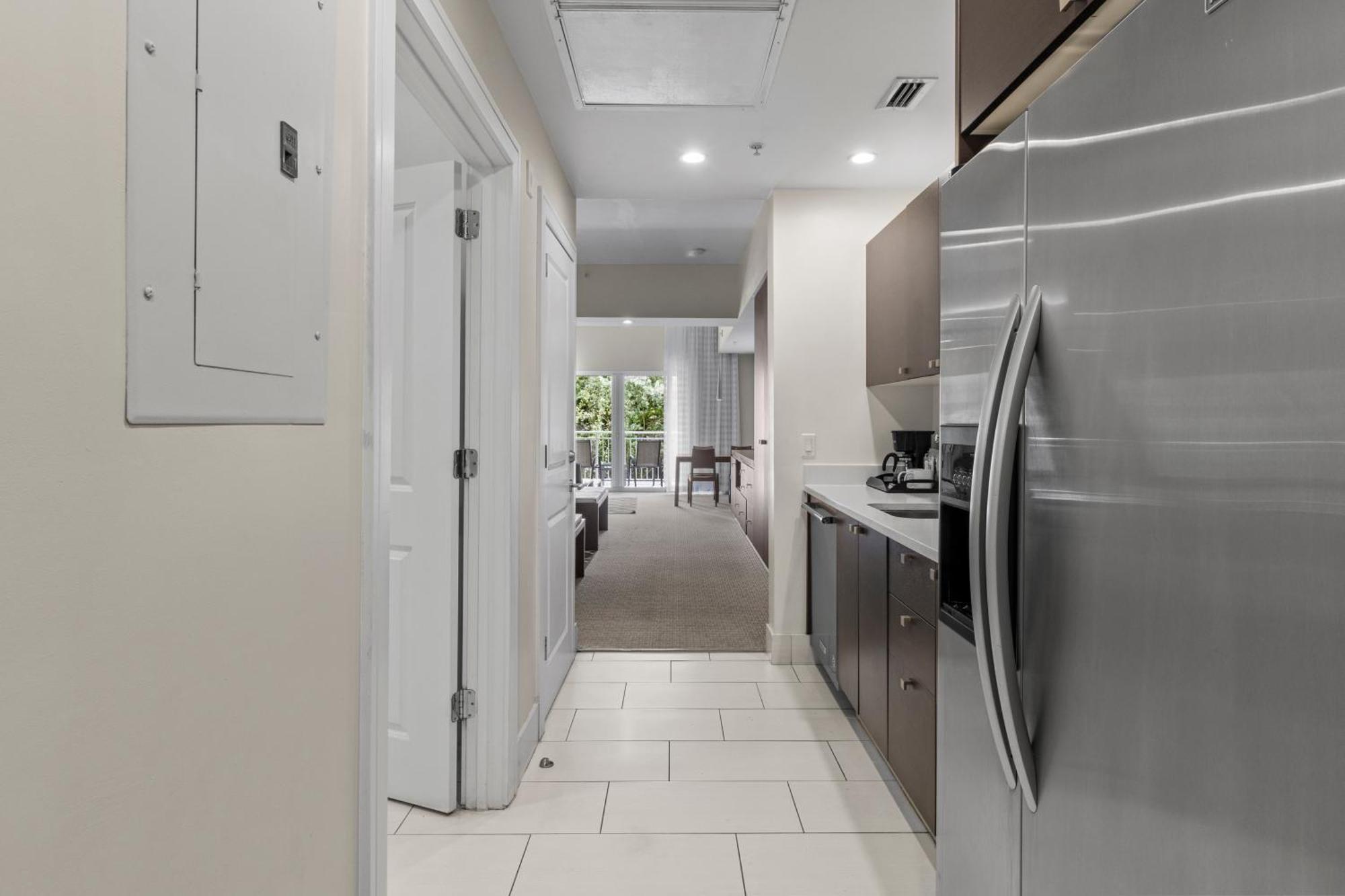 Готель Provident Doral At The Blue Екстер'єр фото
