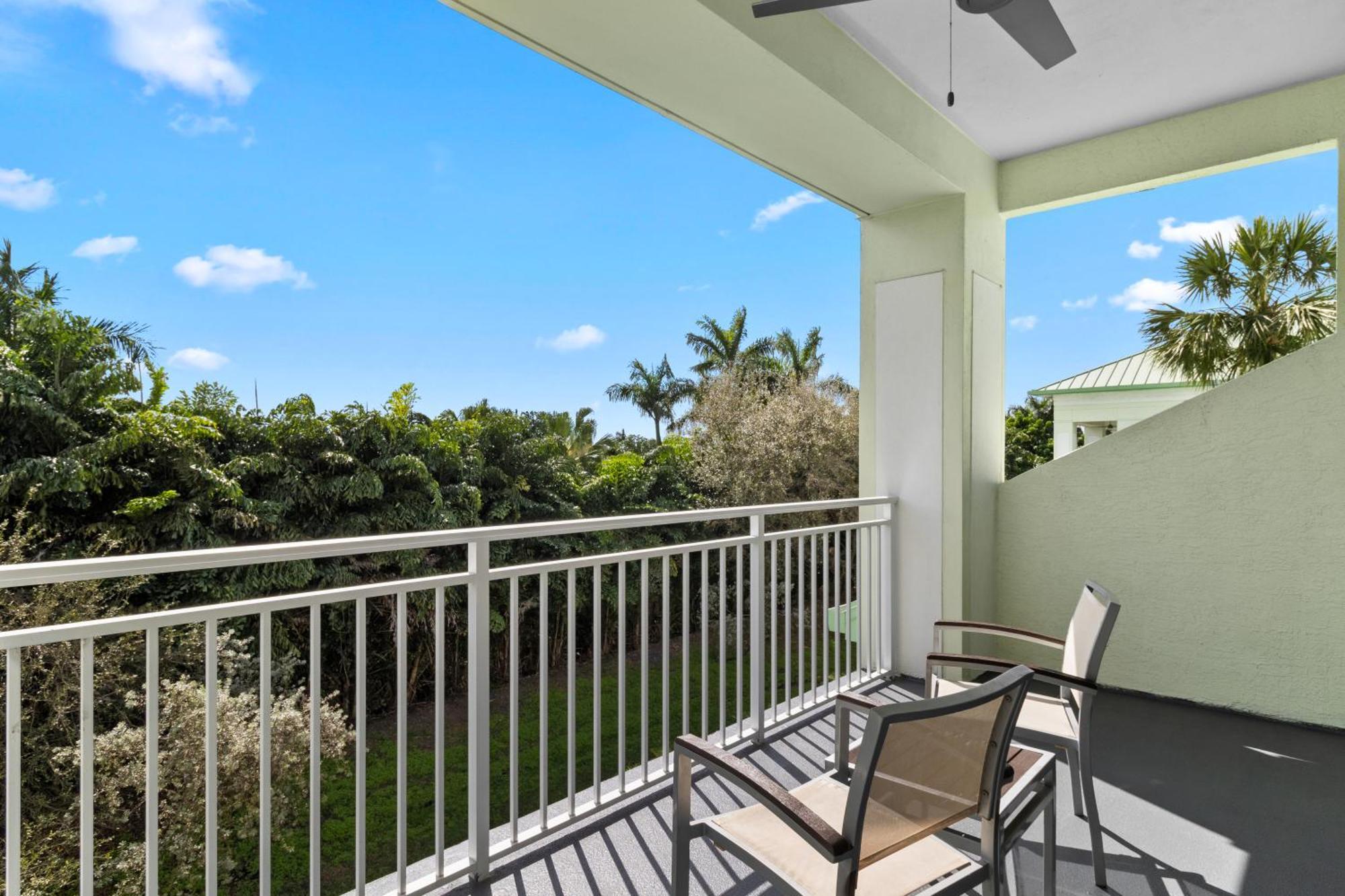 Готель Provident Doral At The Blue Екстер'єр фото