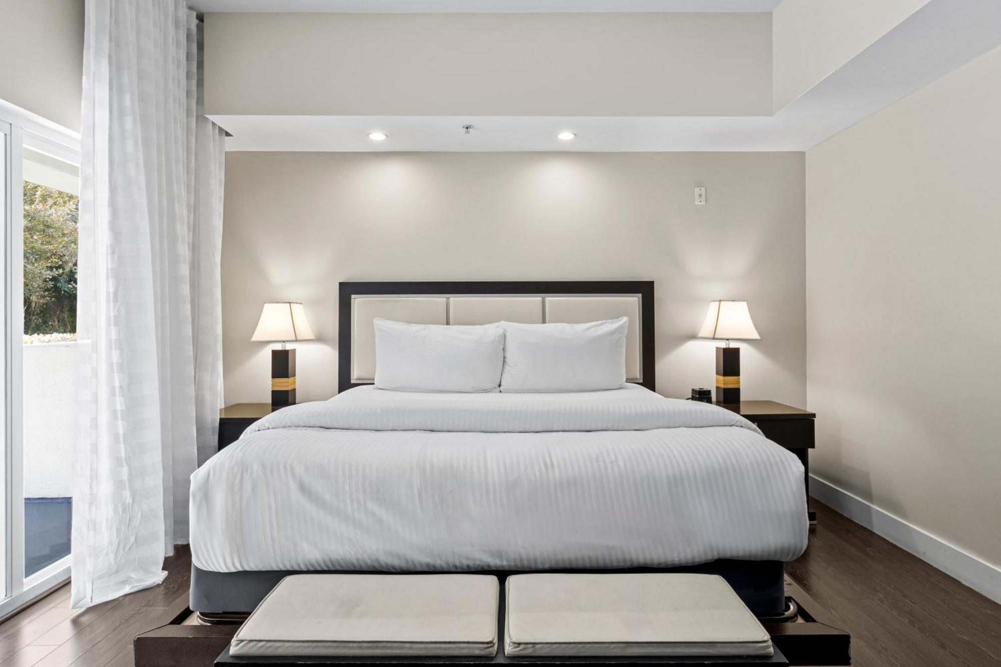 Готель Provident Doral At The Blue Екстер'єр фото