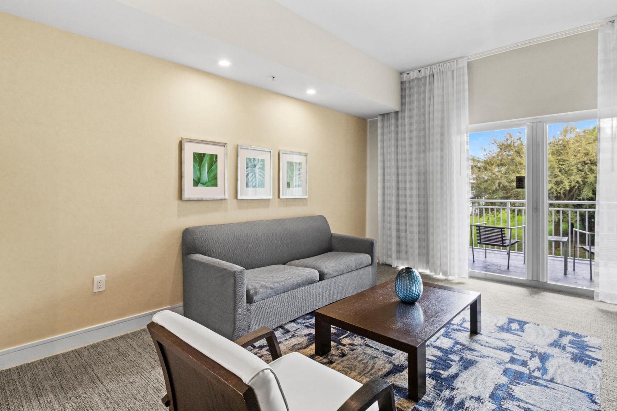 Готель Provident Doral At The Blue Екстер'єр фото