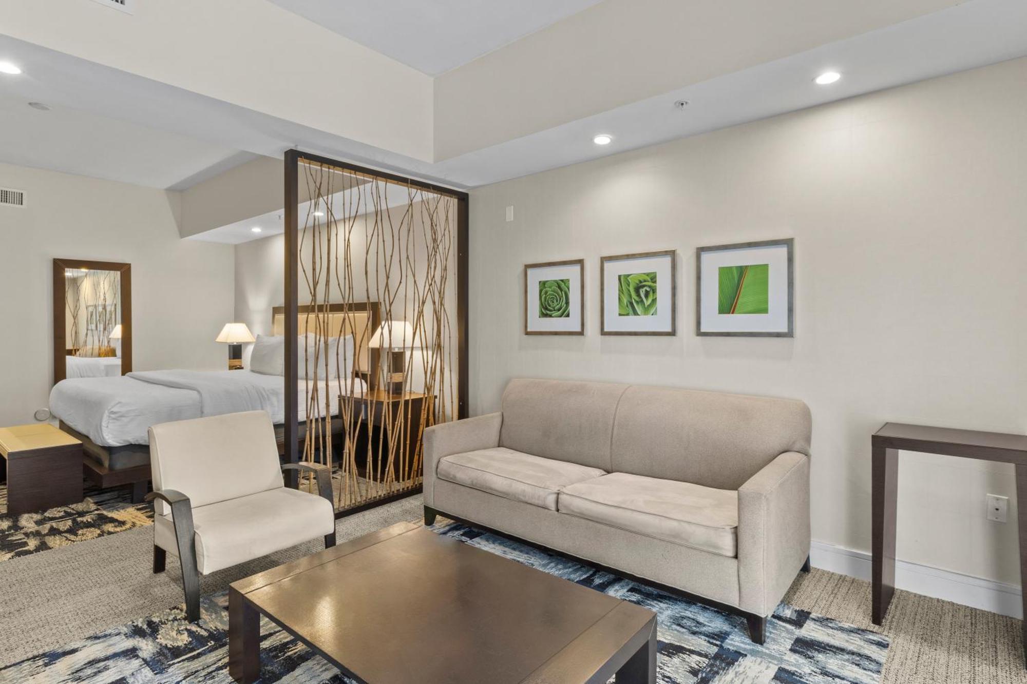 Готель Provident Doral At The Blue Екстер'єр фото