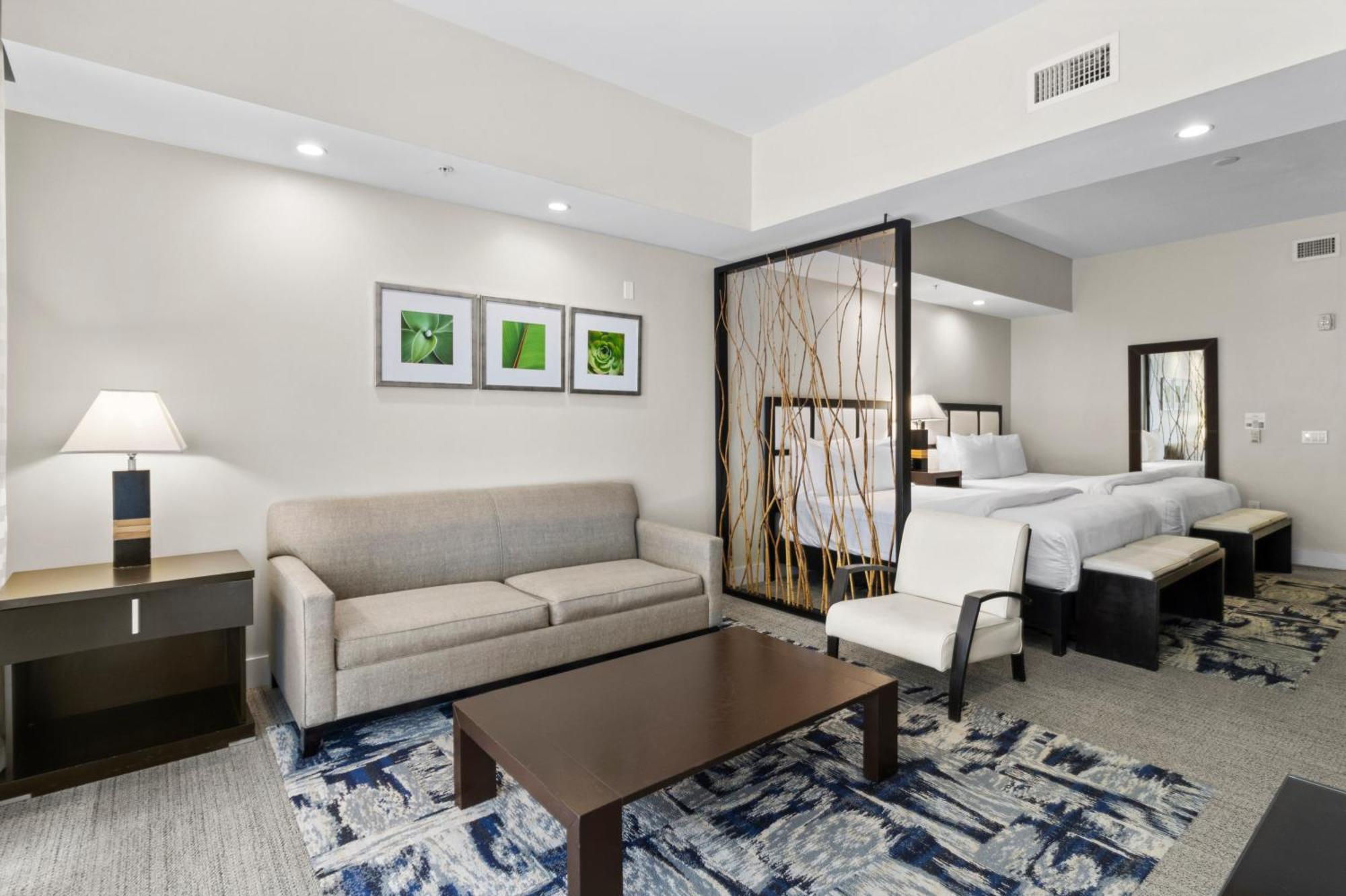 Готель Provident Doral At The Blue Екстер'єр фото